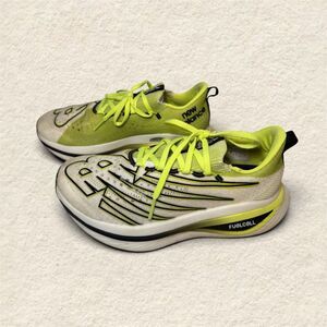 New Balance FuelCell Running Shoes Size 7 Neon Yellow Green Athletic Sneakers W